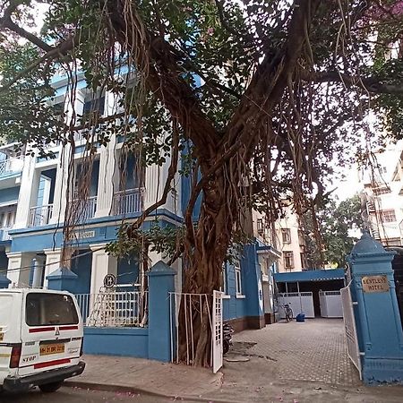 Bentleys Hotel Mumbai Ngoại thất bức ảnh