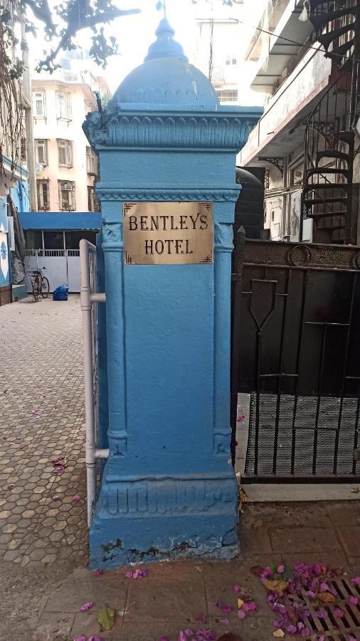 Bentleys Hotel Mumbai Ngoại thất bức ảnh