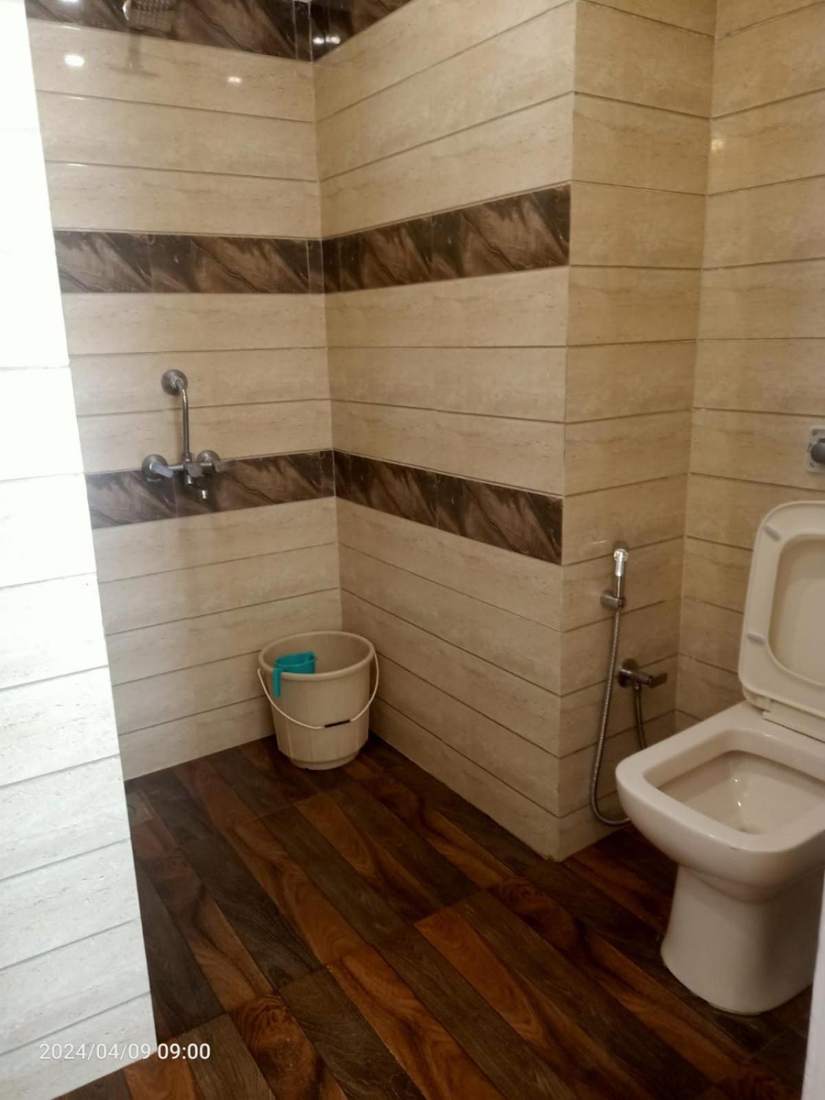 Bentleys Hotel Mumbai Ngoại thất bức ảnh